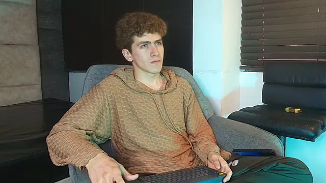 Tyler_Mcrey webcam