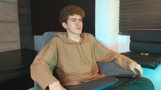 Tyler_Mcrey webcam