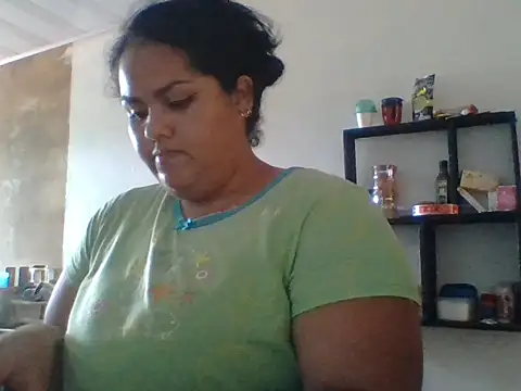 MiaBloom0 webcam