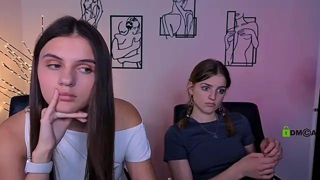 lisa_dark_ webcam