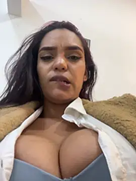 Sara-77 webcam
