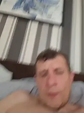 BigDmasked webcam