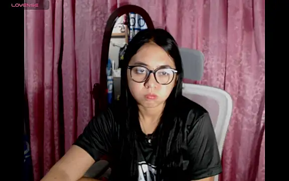 xxseducemaexx live webcam show
