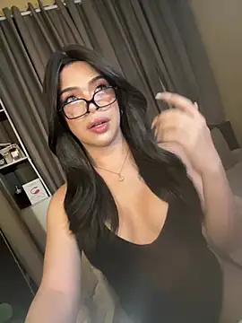 Nyxie_luxx's room