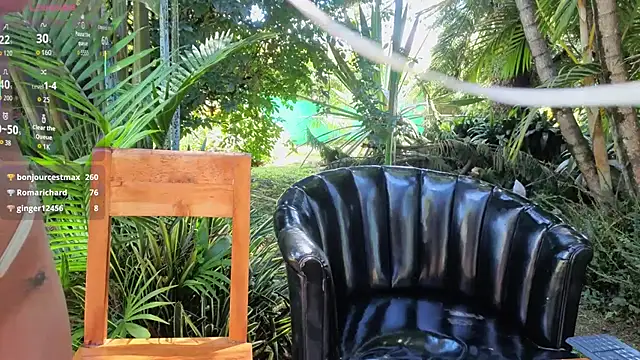 AliceMrtnz live webcam show