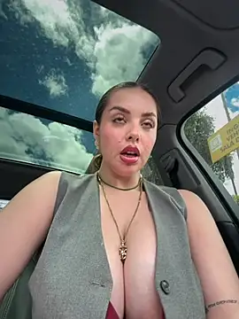 Alirawrz live cam