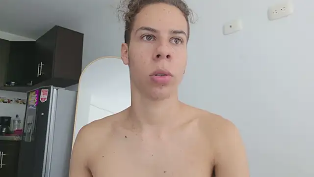 grey___27 live cam