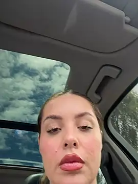 Alirawrz live cam