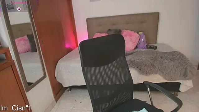 Miley_Baker webcam