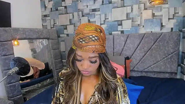 angel_dthroatt live cam