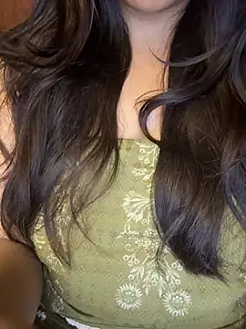 SURBHI__9 live cam