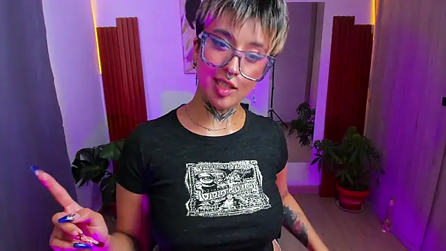 Rebeka-baker webcam