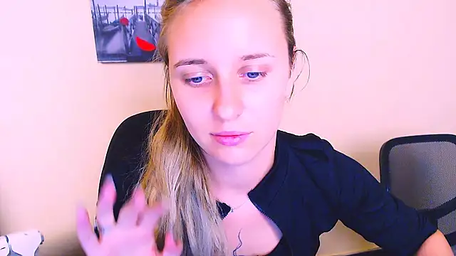 _Nicole_new webcam