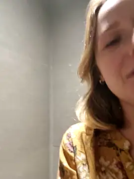 Public_Katrisha live webcam show