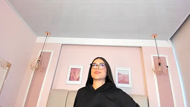 Annie_rhoades webcam