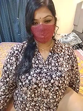 Cutee_Amrita live webcam show