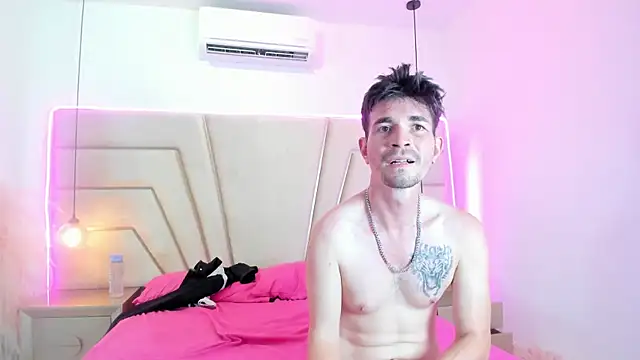 Luna_and_Axell live webcam show