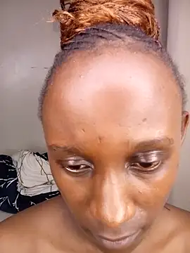 001Essyxxx live webcam show