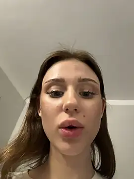 LilyLun live webcam show