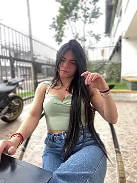 PamelaJonsom_