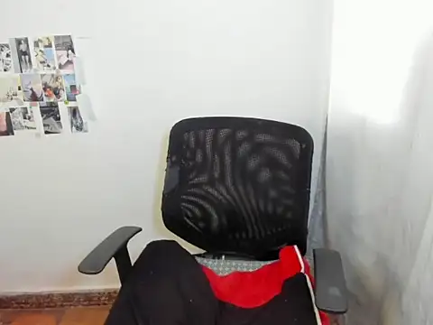 conie_squirtt (F young) - Blowjob <3