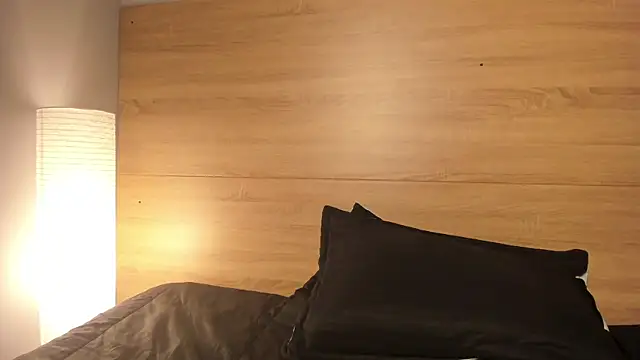 madelaine_blosson webcam