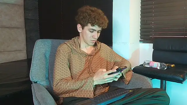 Tyler_Mcrey webcam