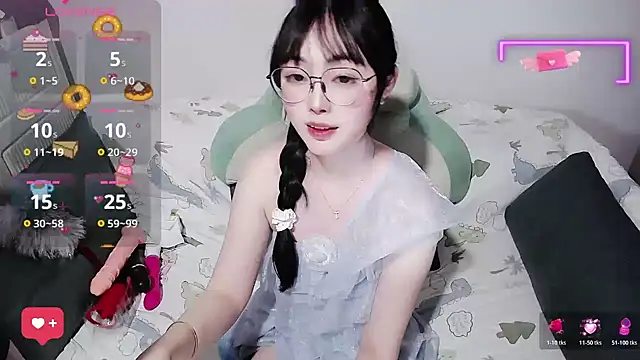 baby-yaya20 live webcam show