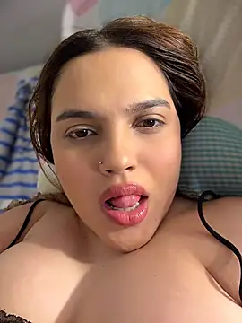 colibri_xxx (F young) - NAKED HIDDEN MY PARENTS 🤫🔥🔥