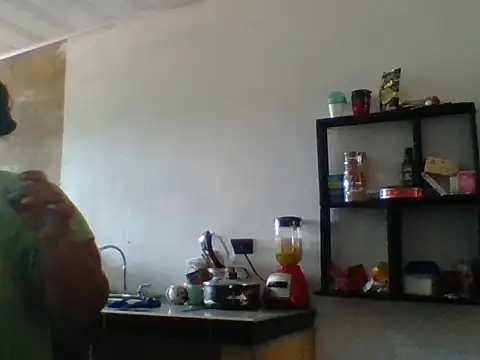 MiaBloom0 webcam