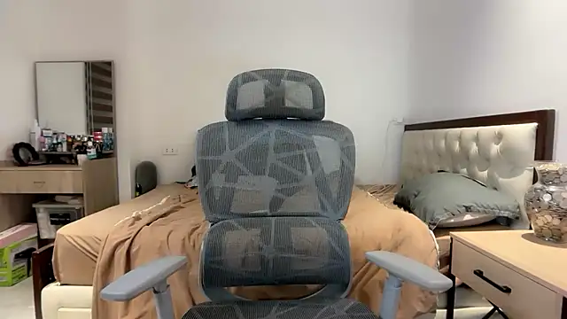GoddessSerenax webcam
