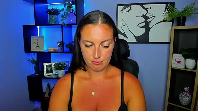 FUN_AMI live cam on StripChat
