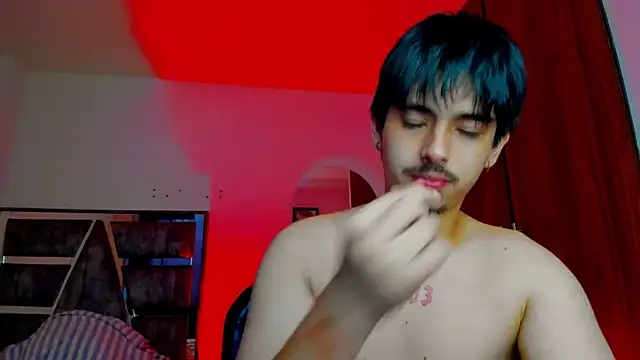 Maximo_Miller webcam