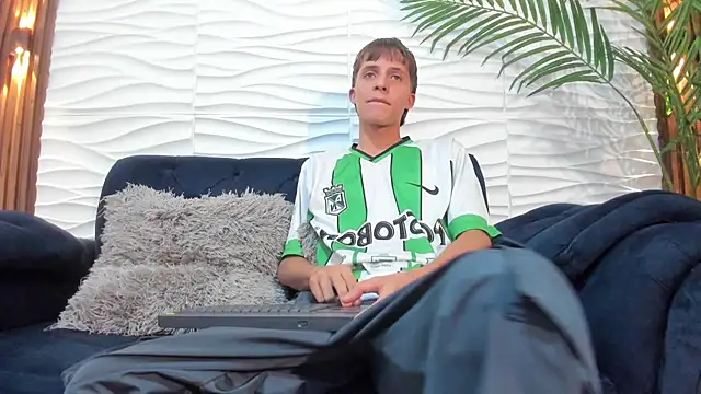 Pavo_tv webcam