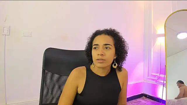 charlotte_dante212 webcam