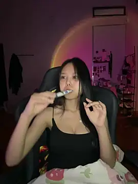 Emely-lysea webcam