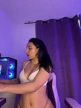 Kayle_11 live webcam