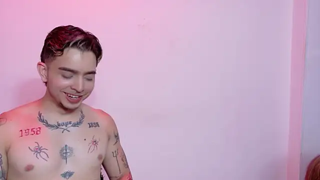 AliceandMax webcam