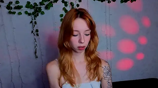 Lori_Williams webcam