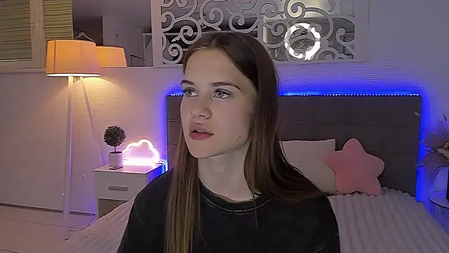 LuisaClover webcam