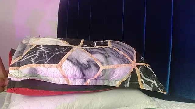 valeri_sotoo webcam