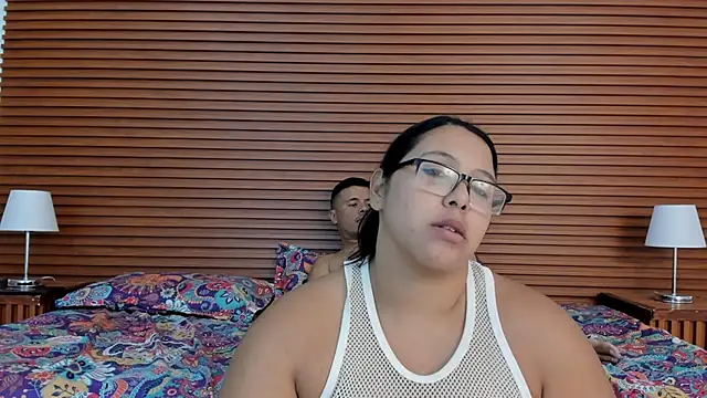 DeepandCurvy webcam