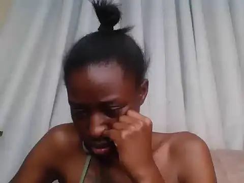 MyrahEbony webcam