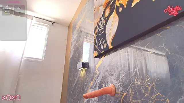 DahianaG live cam on StripChat