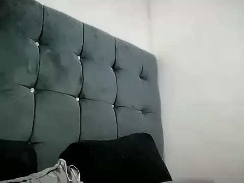 spicy_margaritaxxx (T teen) - ITS RAINING HERE MY COCK SO HARD NOW