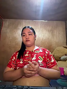 _Lylia webcam
