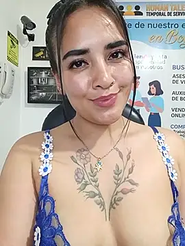 MAYE__13 webcam