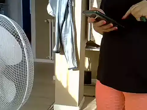 ITALIANASISIXX webcam