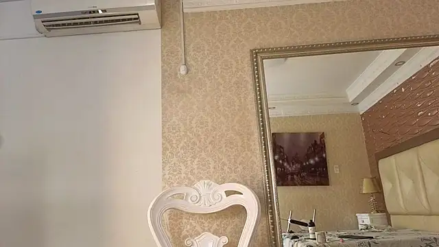 Miladiosa live webcam show