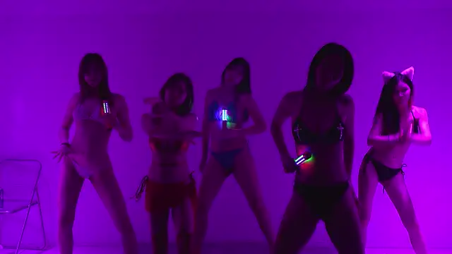 Velvet--girl live webcam show